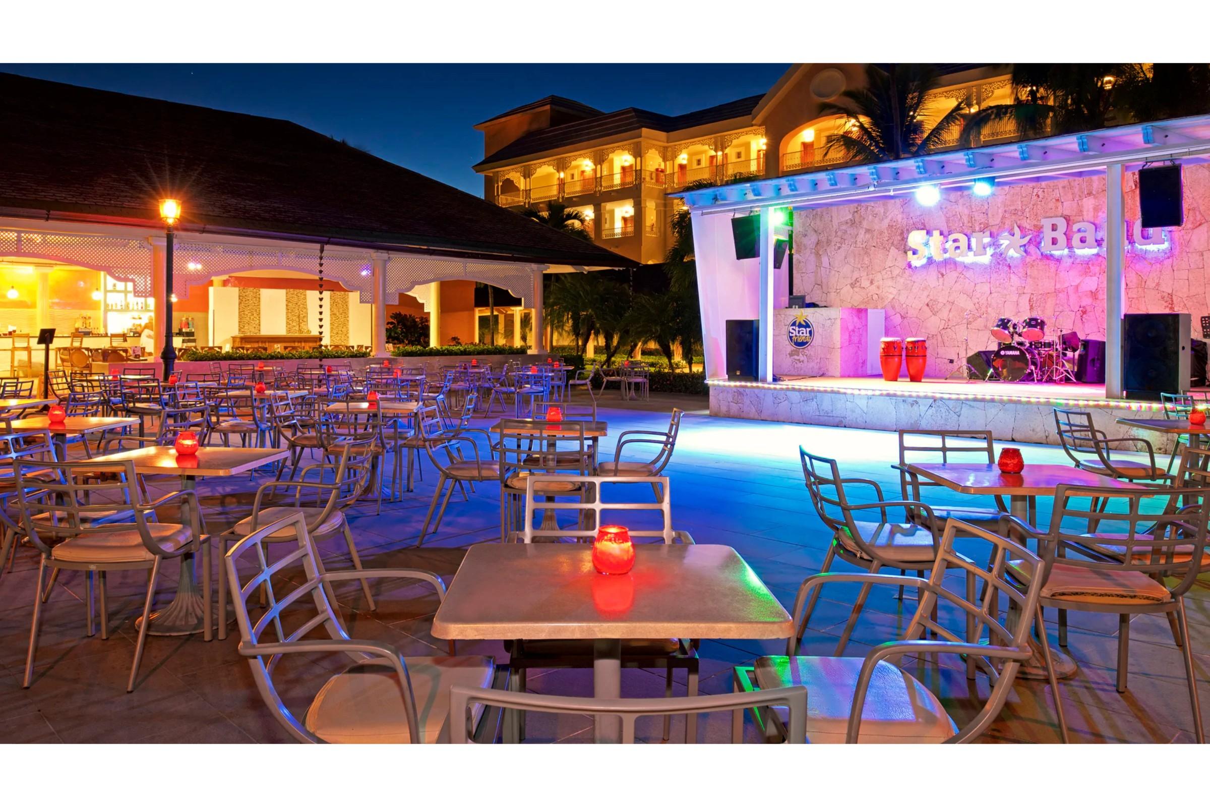 Iberostar Waves Punta Cana Esterno foto